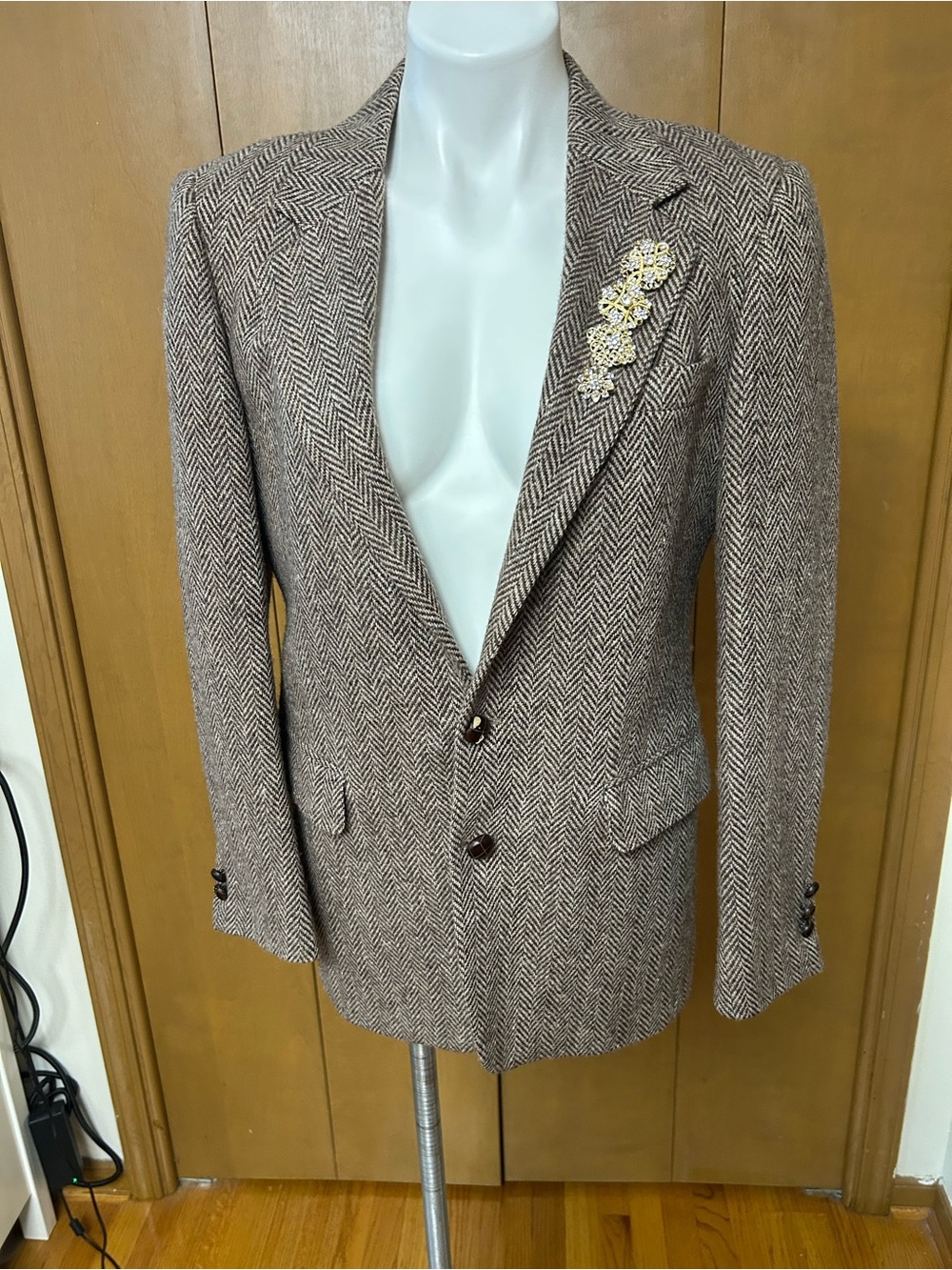 Men's Brown Herringbone Sport Coat - Tailored Wool-Blend Blazer